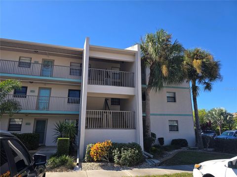 Photo of 175 Kings Highway #C8, Punta Gorda, FL 33983 (MLS # A4670401)