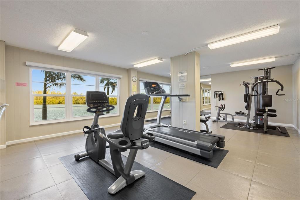 POINTE ON MIDNIGHT PASS - Residential