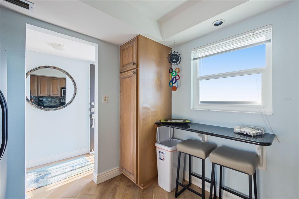 POINTE ON MIDNIGHT PASS - Residential