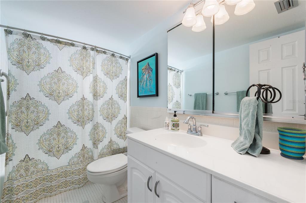 POINTE ON MIDNIGHT PASS - Residential