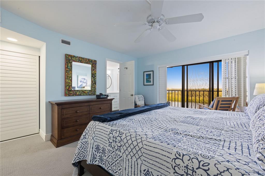 POINTE ON MIDNIGHT PASS - Residential