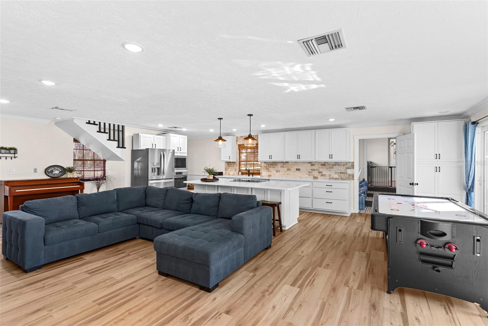 UNPLATTED - Residential