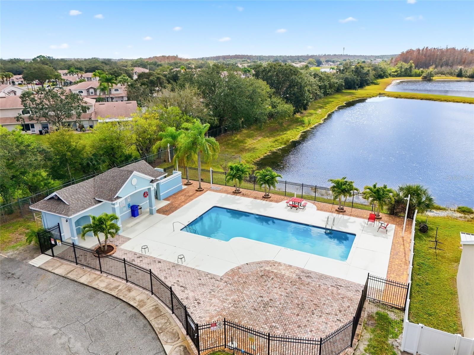 SANDPOINT AT MEADOW WOODS - Residential Lease