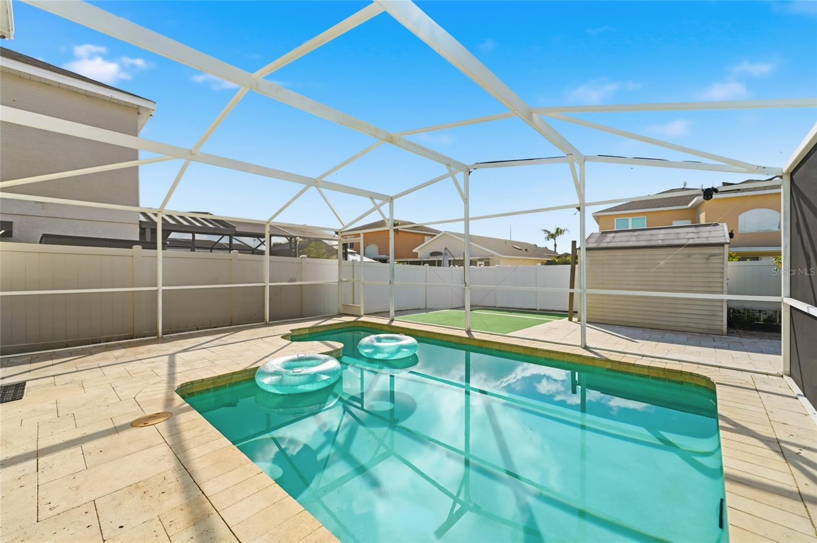 SANDPOINT AT MEADOW WOODS - Residential Lease