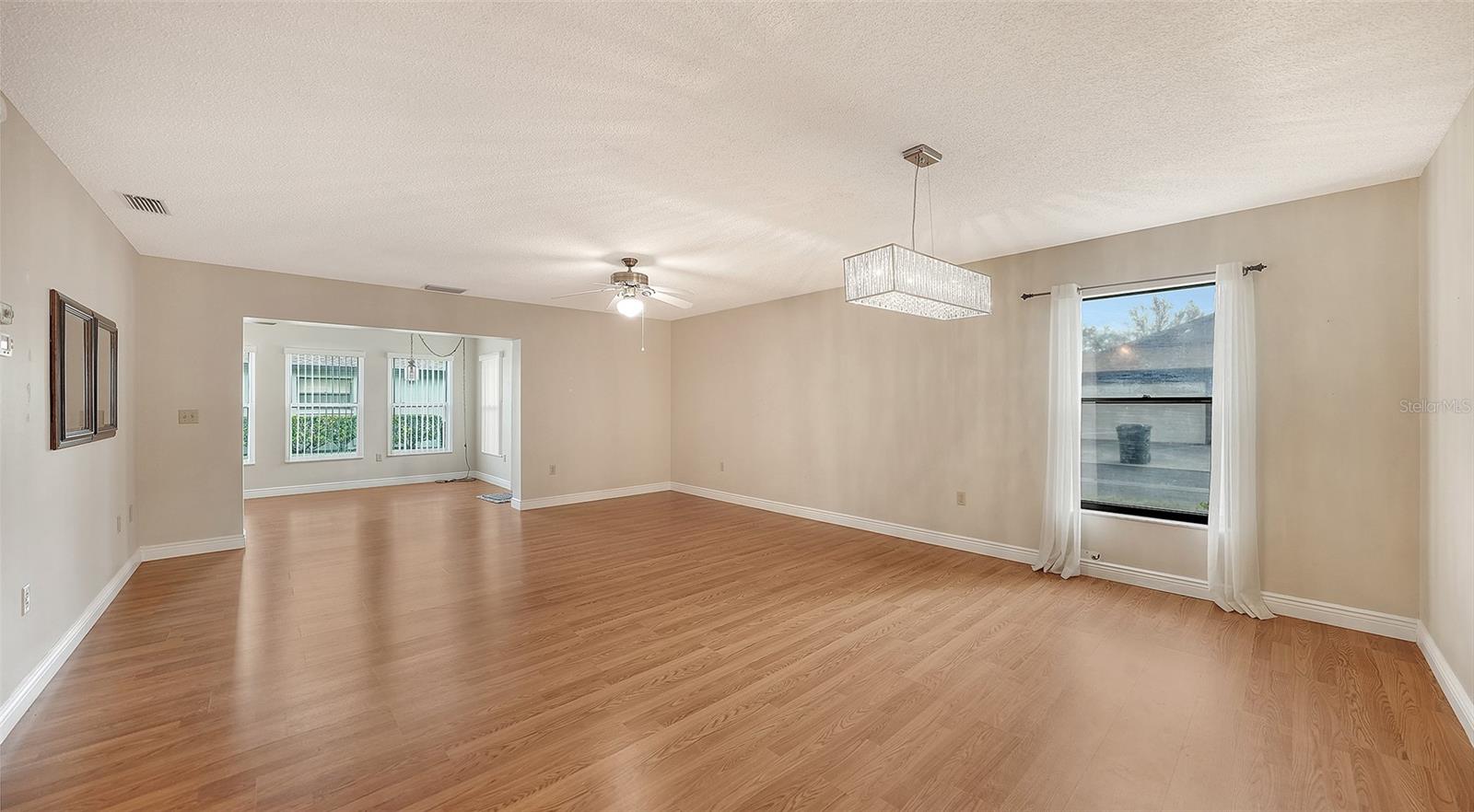 VILLAGE OAKS SEC D - Residential