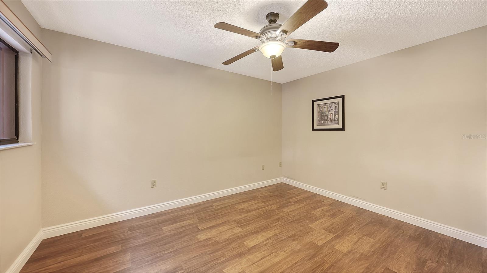 VILLAGE OAKS SEC D - Residential