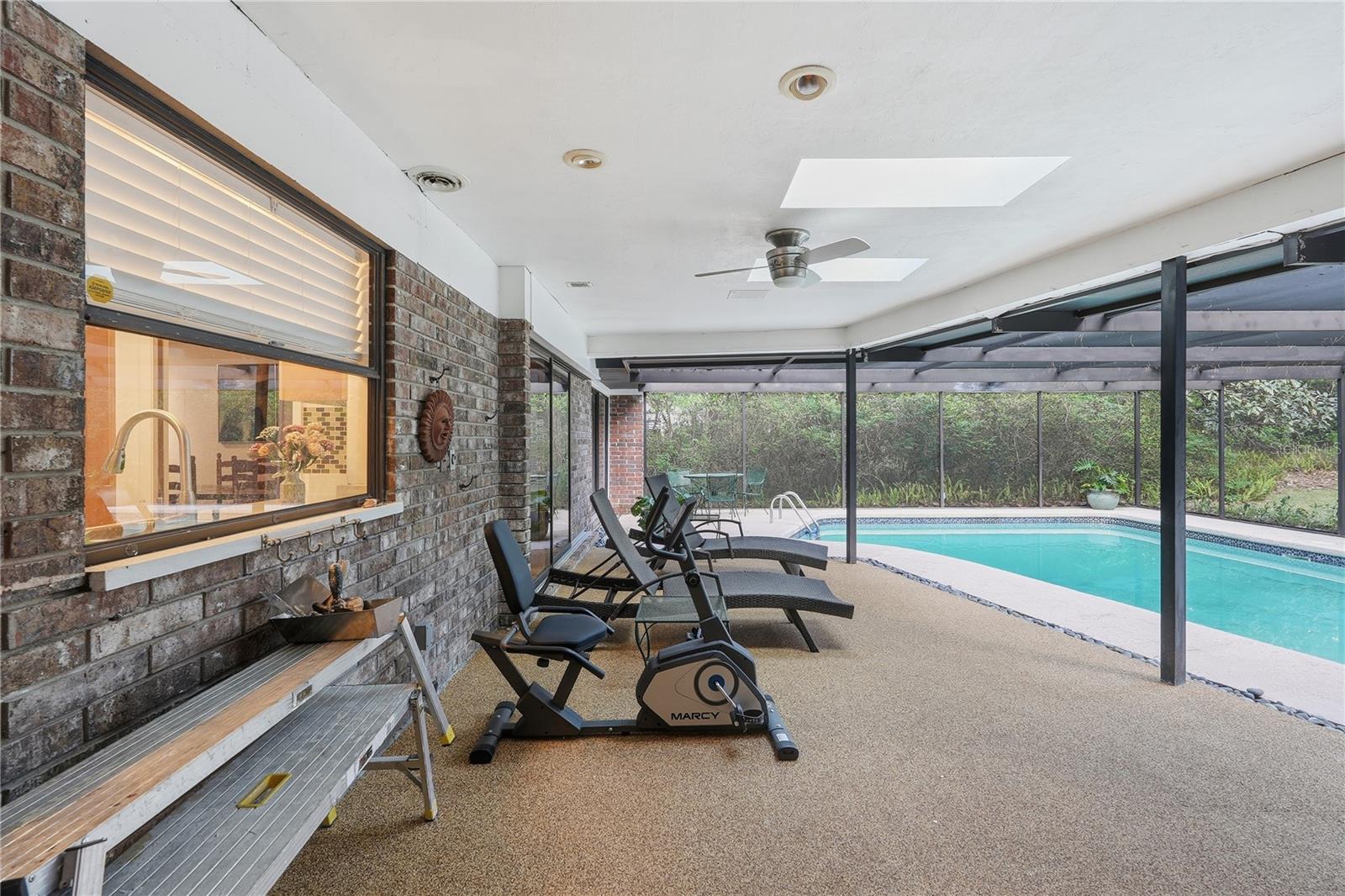 ROCK CREEK - Residential