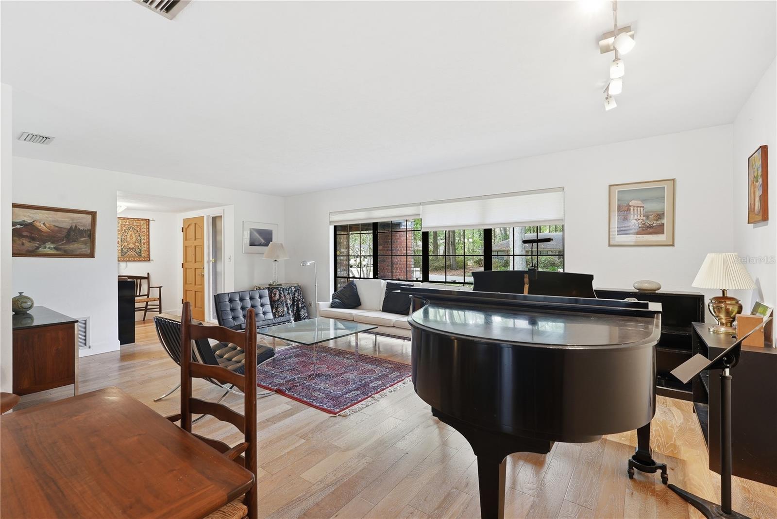 ROCK CREEK - Residential