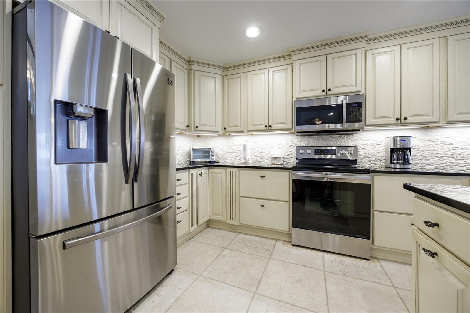 NO SUBDIVISION - Residential