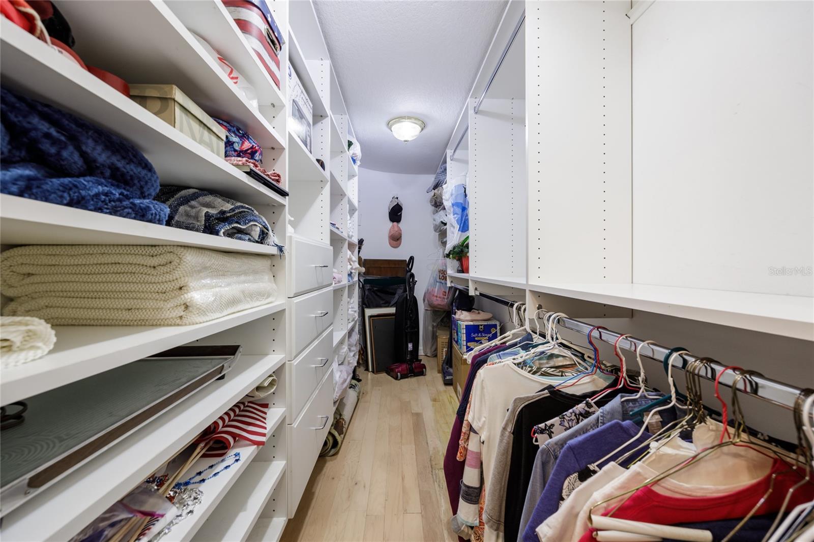 NO SUBDIVISION - Residential