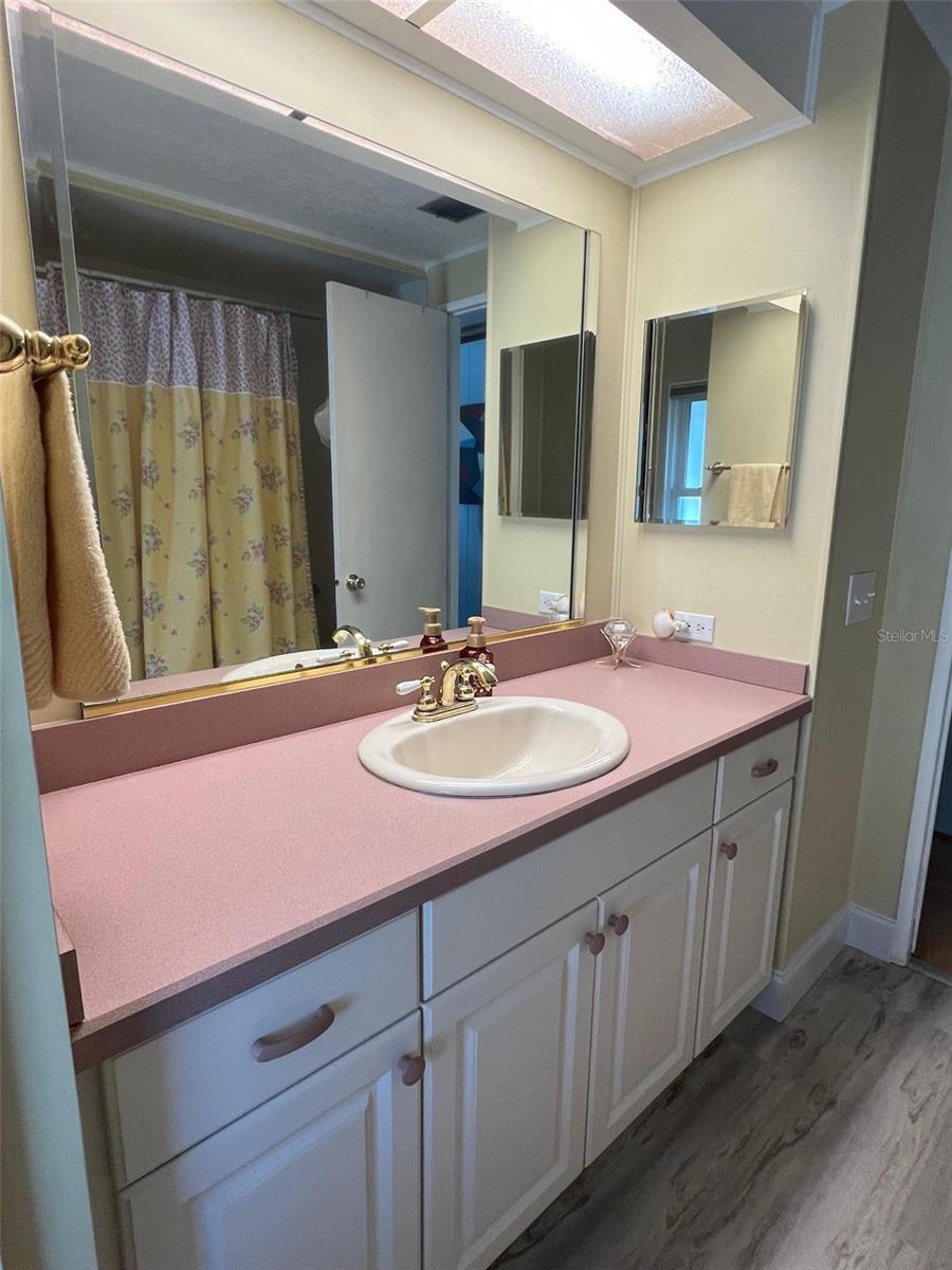 PALM HILL MOBILE HOME PARK UNREC - Residential