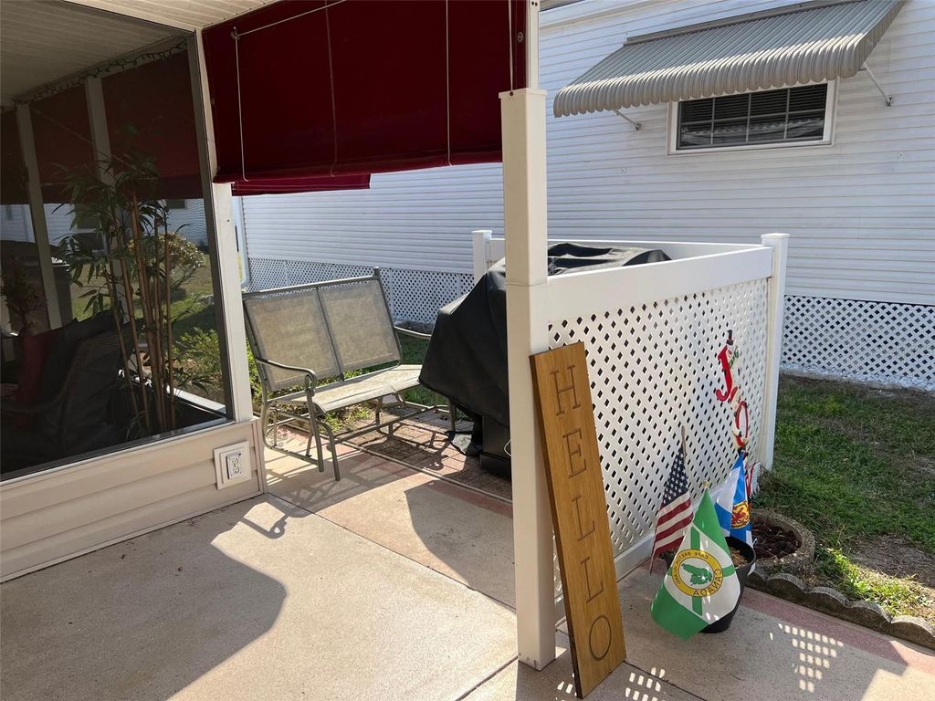 Photo of 215 Royal Palm Circle, Largo, FL 33778 (MLS # TB8444011)