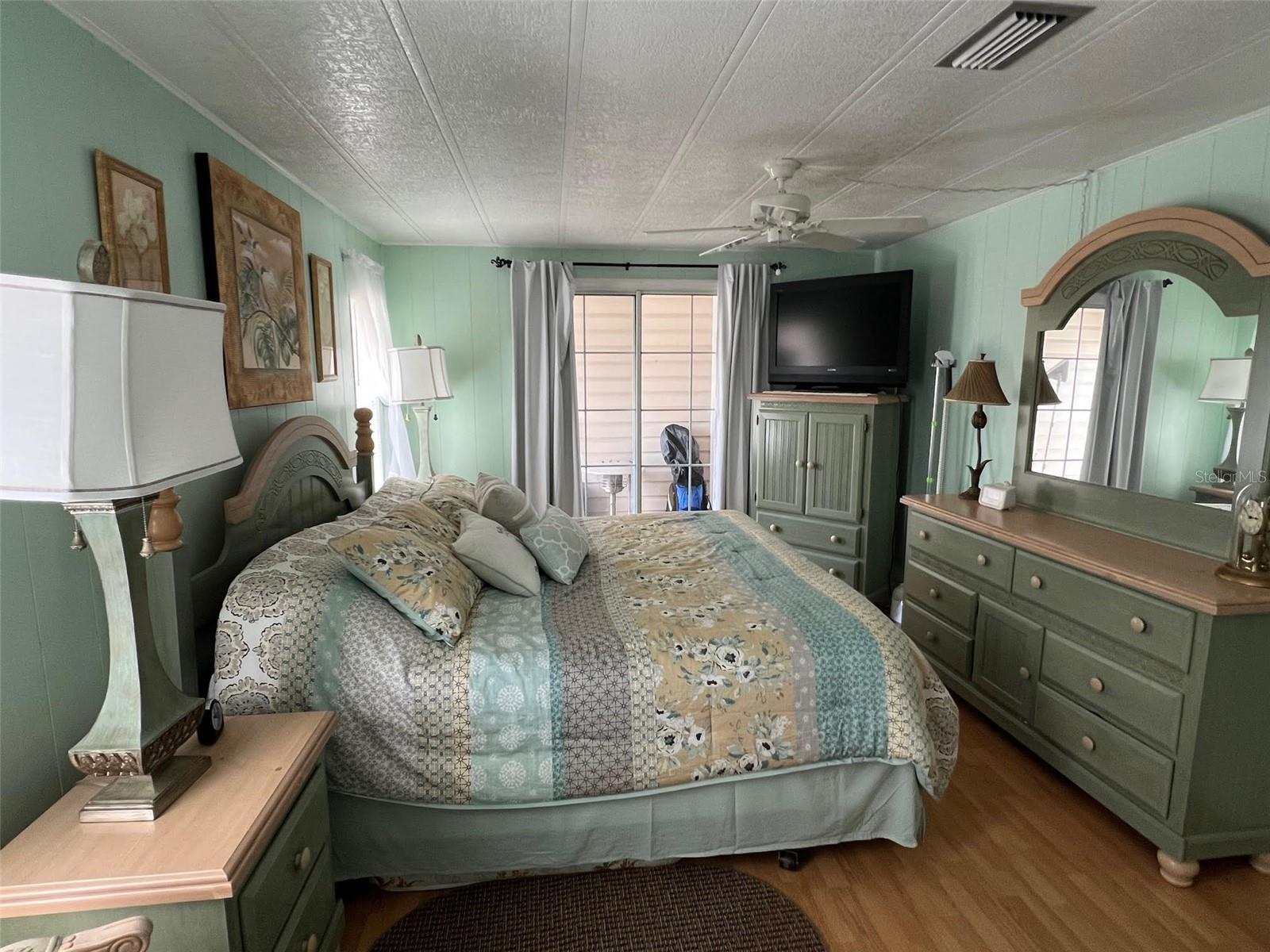 PALM HILL MOBILE HOME PARK UNREC - Residential