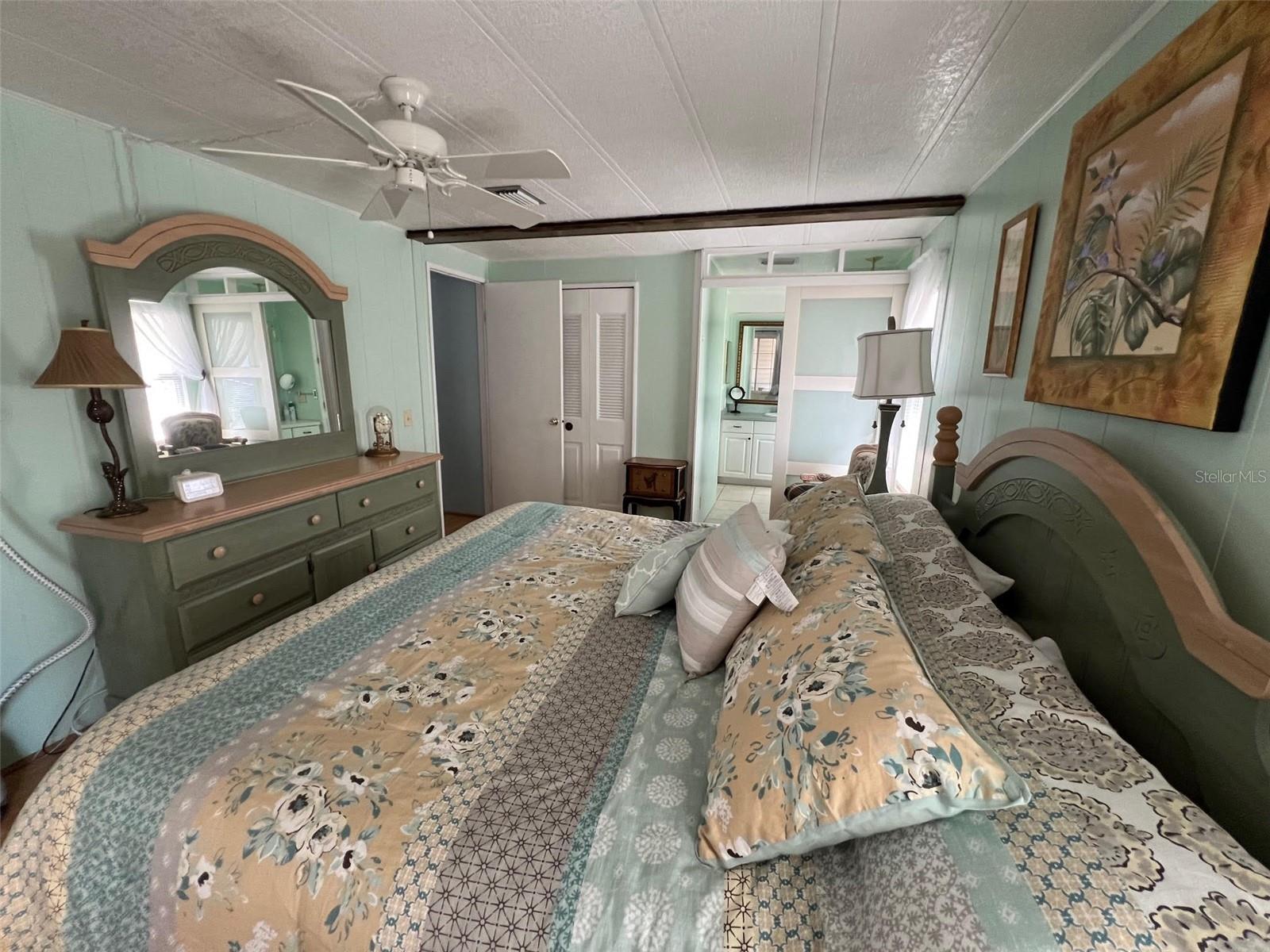 PALM HILL MOBILE HOME PARK UNREC - Residential