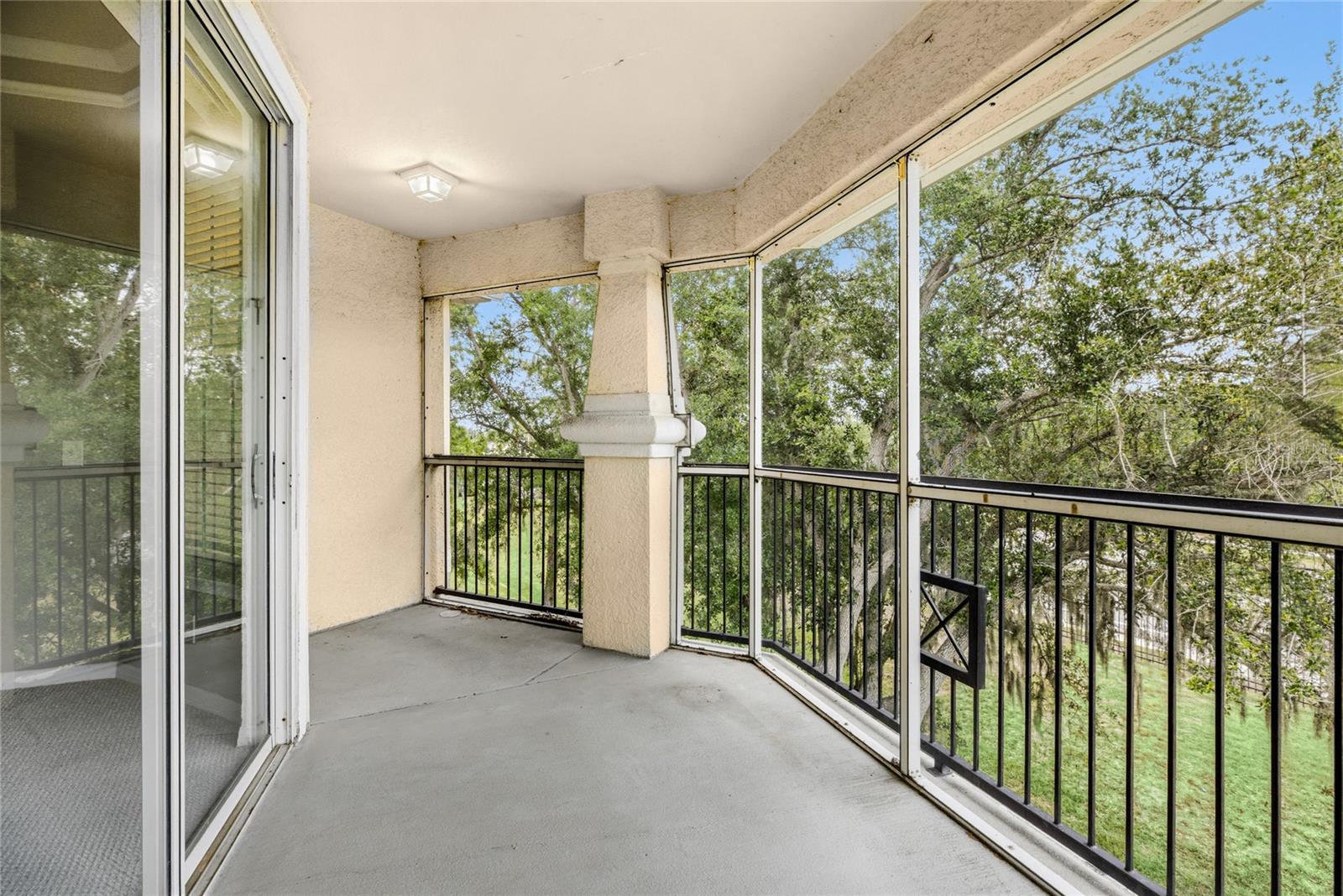 SERENADE ON PALMER RANCH - Residential Lease