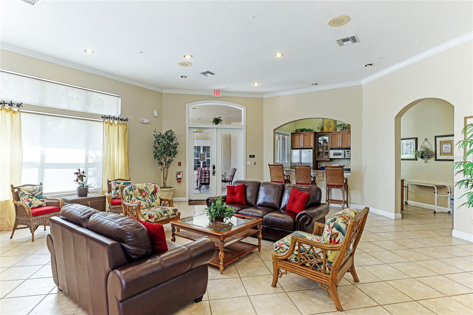 SERENADE ON PALMER RANCH - Residential Lease