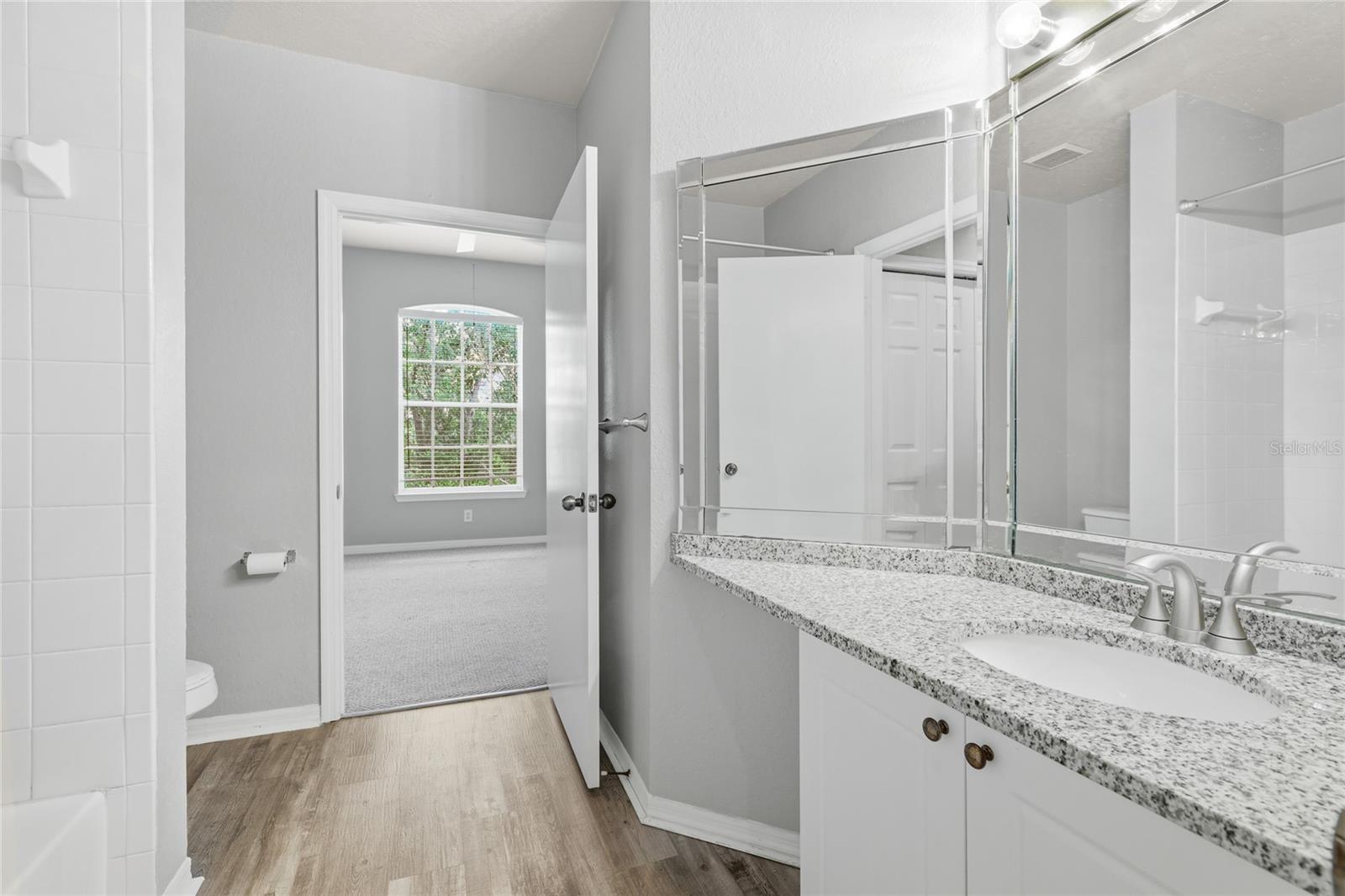 SERENADE ON PALMER RANCH - Residential Lease