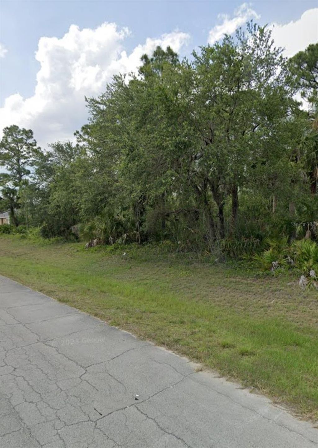 Photo of 5014 S Obispo Circle, Labelle, FL 33935 (MLS # TB8435660)