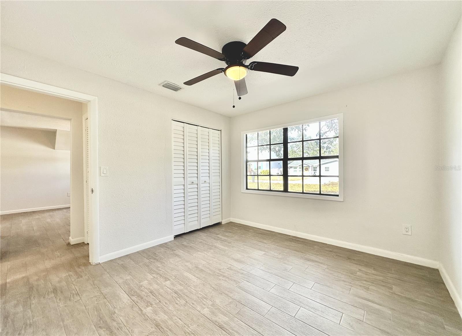 BAYHILL ESTATES 2ND ADDITION LOT 23 - Residential