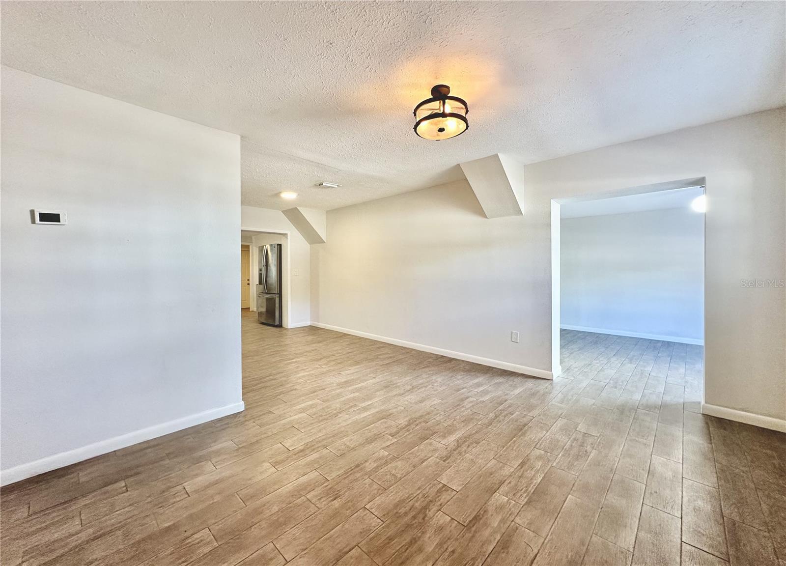 BAYHILL ESTATES 2ND ADDITION LOT 23 - Residential