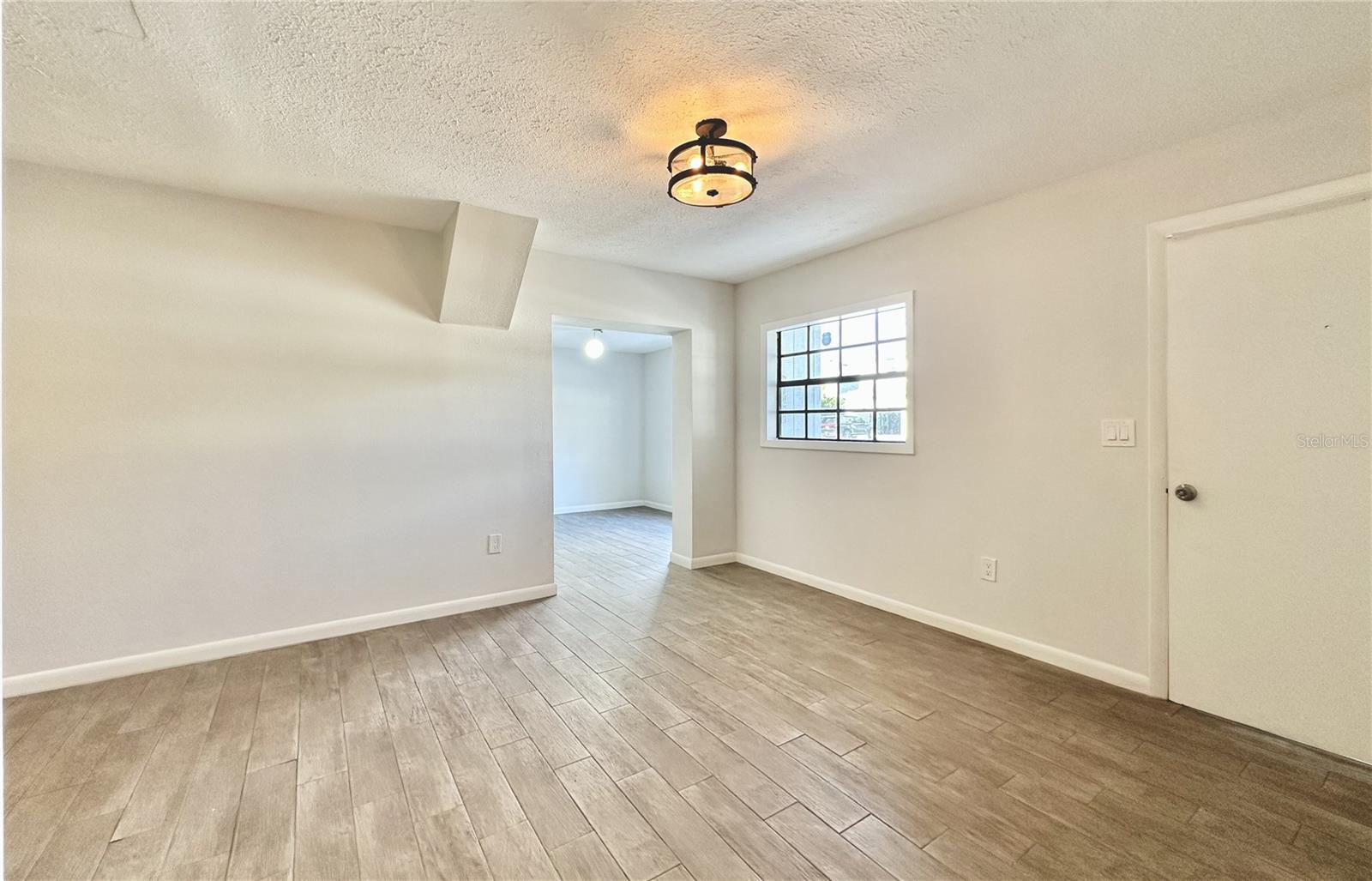 BAYHILL ESTATES 2ND ADDITION LOT 23 - Residential