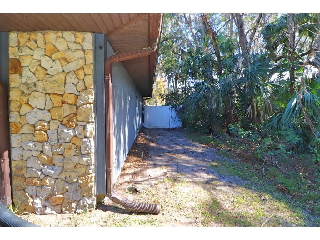 2309 LIME TREE DRIVE