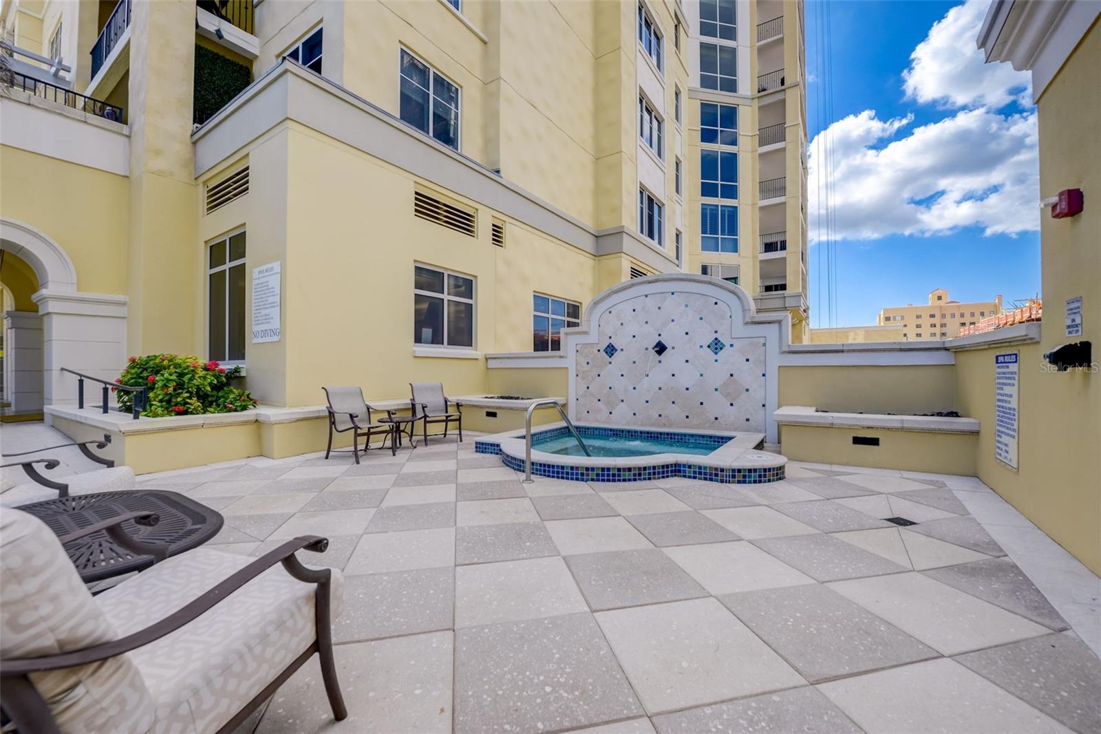 PARKSHORE PLAZA CONDO - Residential