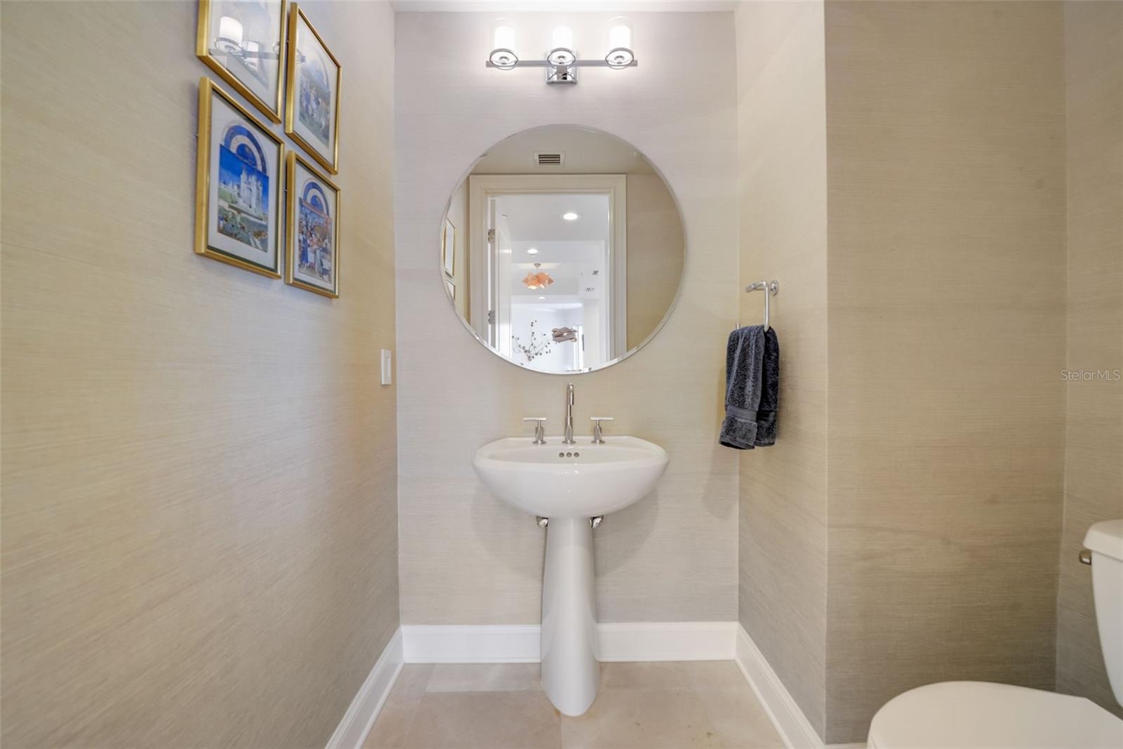 PARKSHORE PLAZA CONDO - Residential