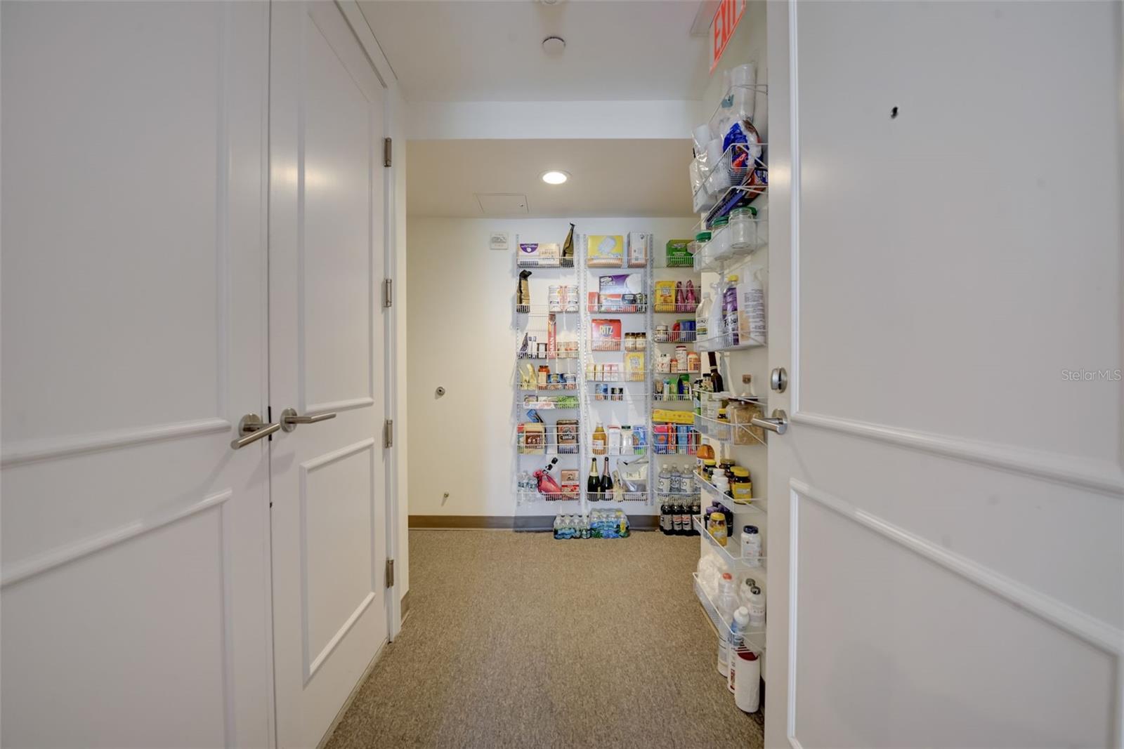 PARKSHORE PLAZA CONDO - Residential