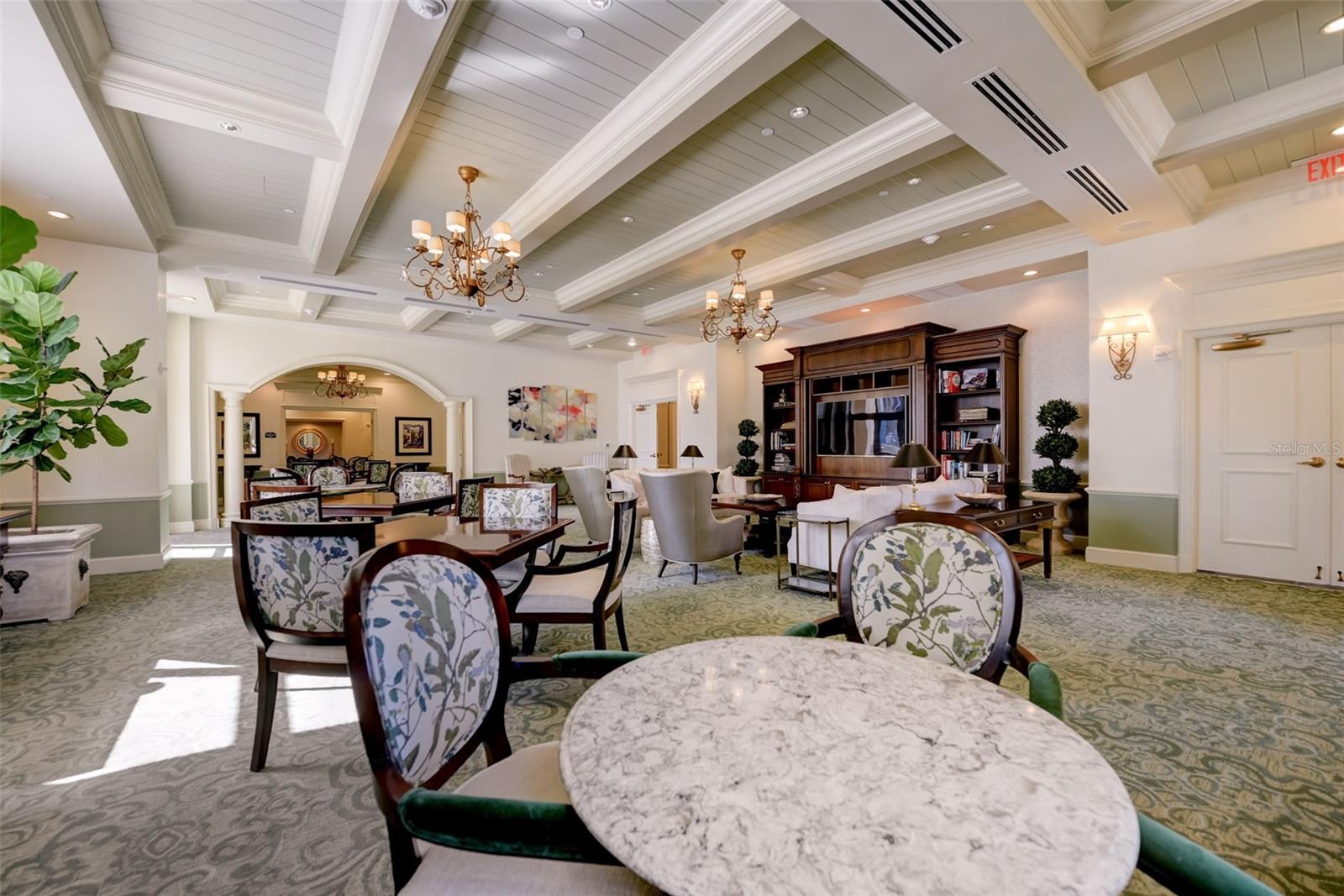 PARKSHORE PLAZA CONDO - Residential