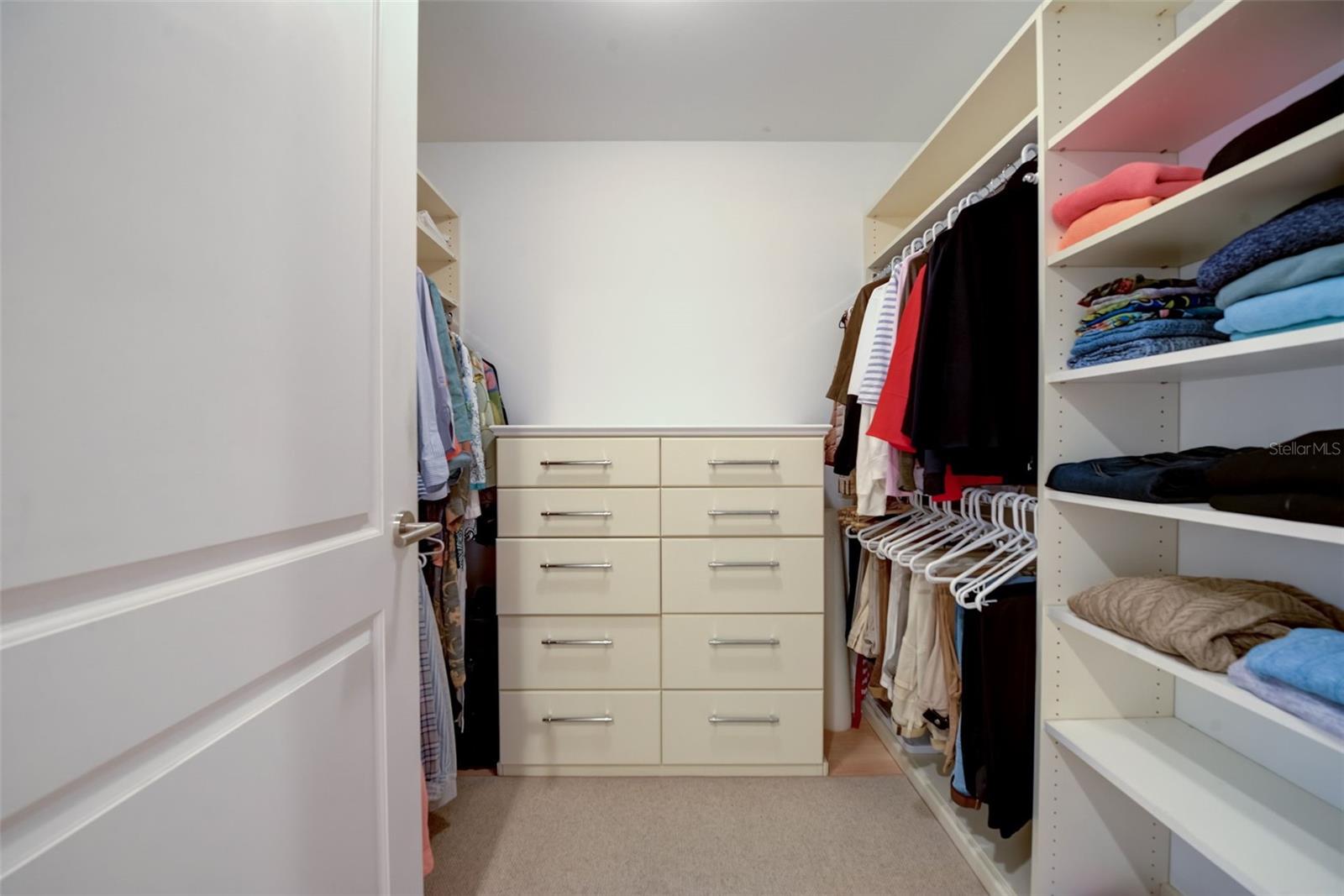 PARKSHORE PLAZA CONDO - Residential