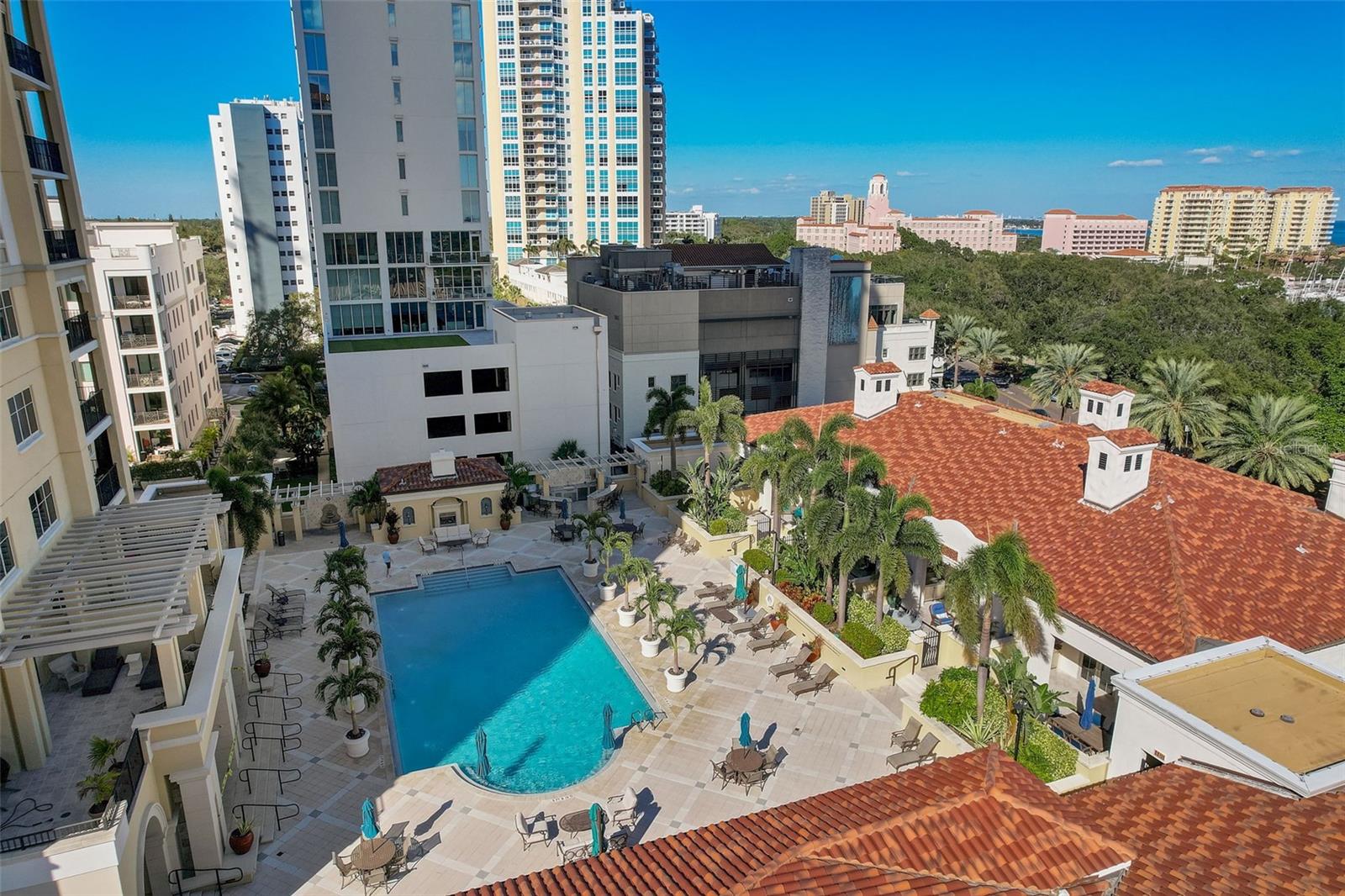 PARKSHORE PLAZA CONDO - Residential