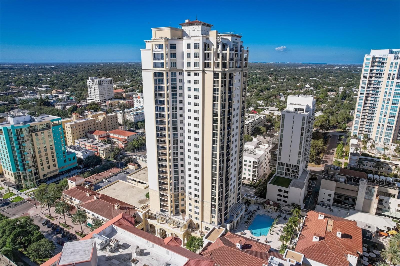 PARKSHORE PLAZA CONDO - Residential