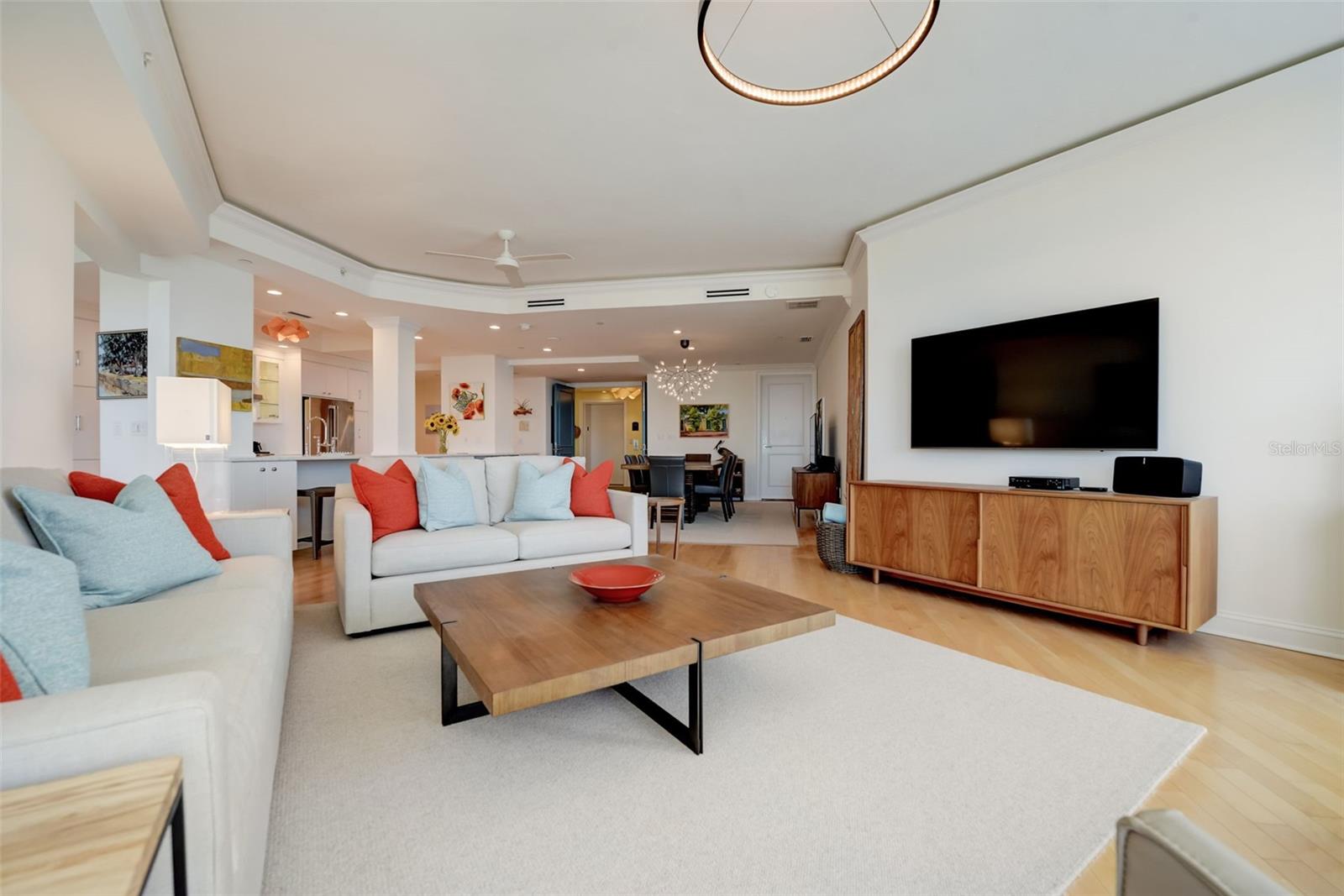 PARKSHORE PLAZA CONDO - Residential