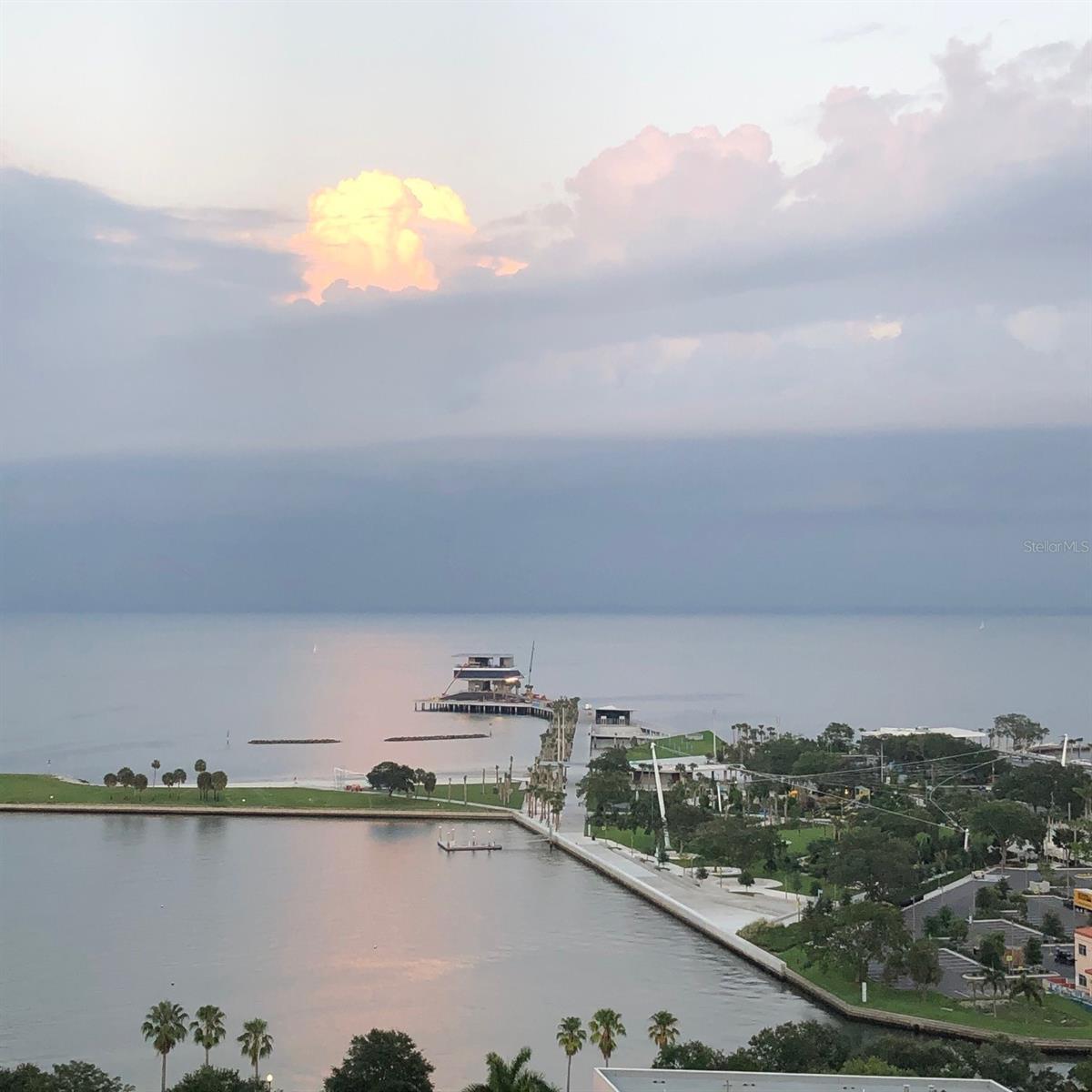 PARKSHORE PLAZA CONDO - Residential