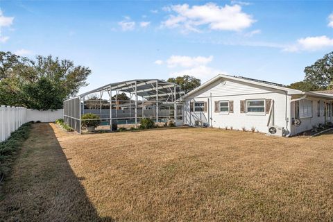 A home in DELAND