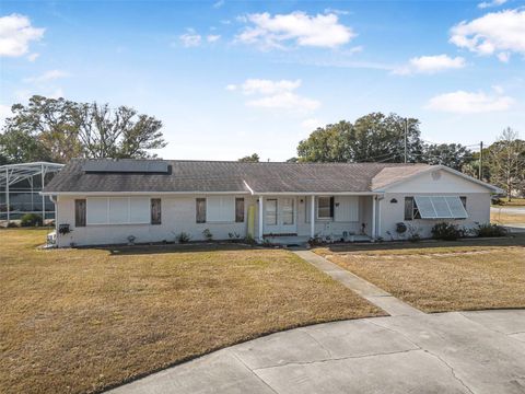 A home in DELAND