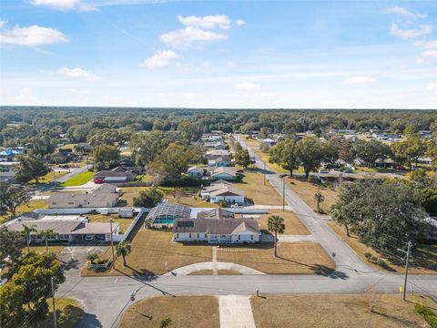 A home in DELAND