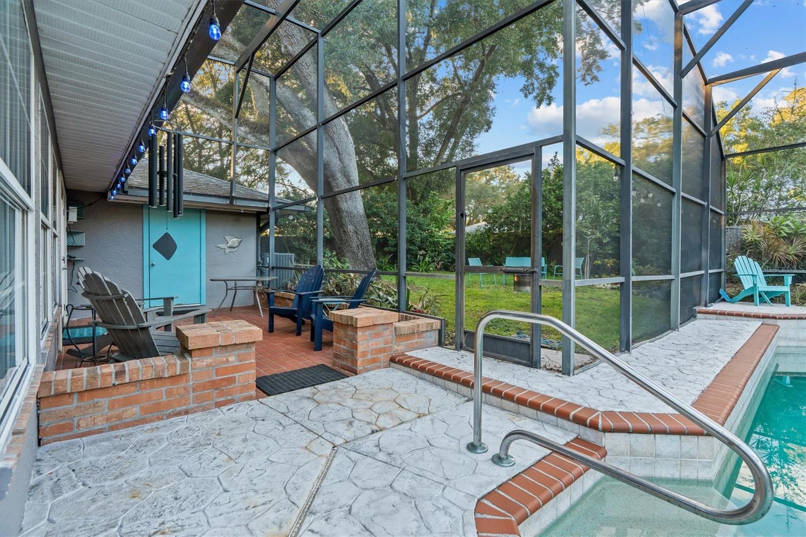 SOUTHERN OAKS - Residential
