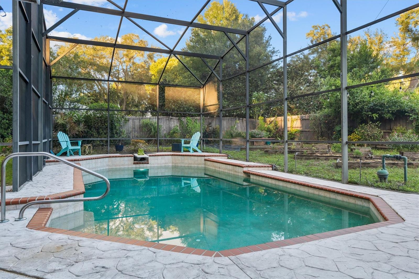 SOUTHERN OAKS - Residential