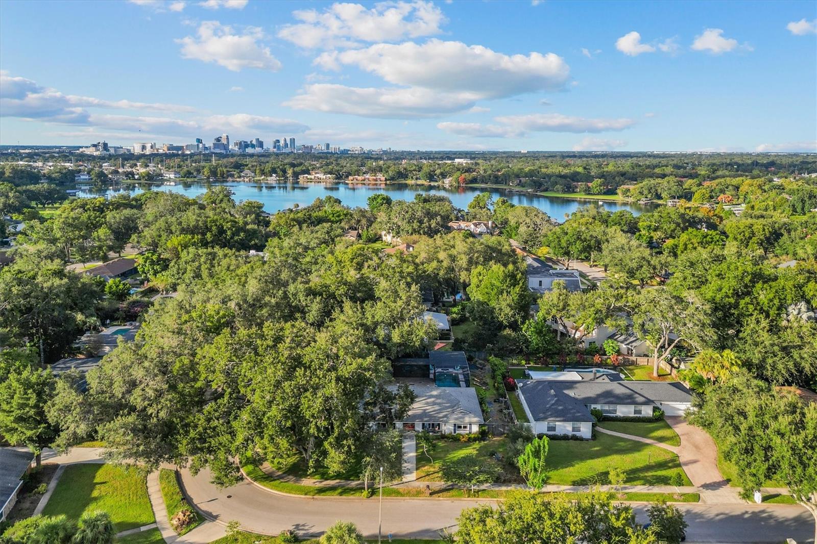 SOUTHERN OAKS - Residential