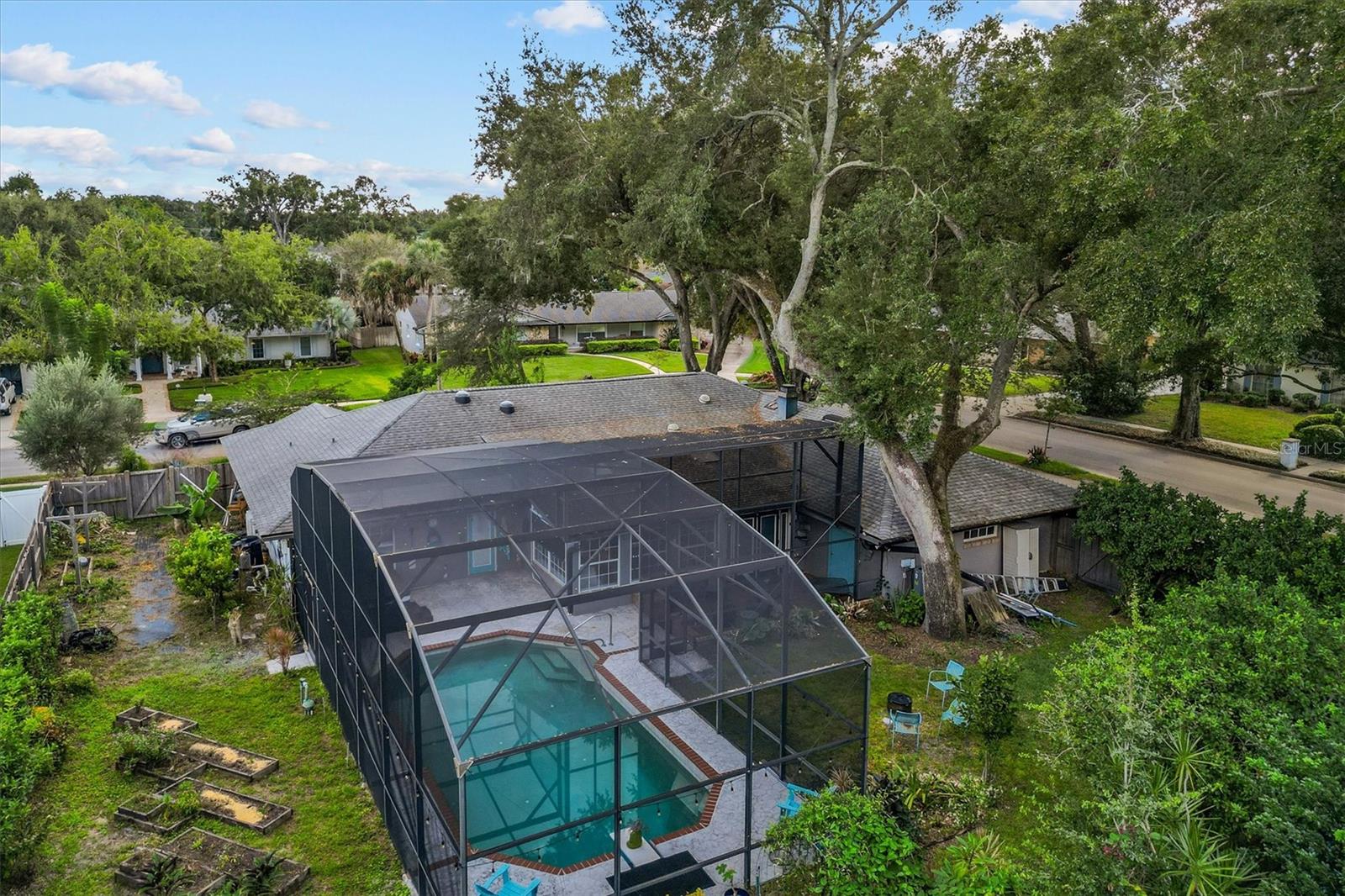 SOUTHERN OAKS - Residential