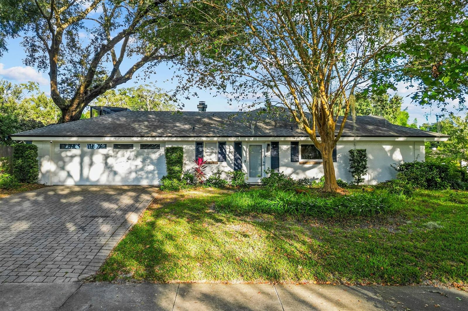 SOUTHERN OAKS - Residential