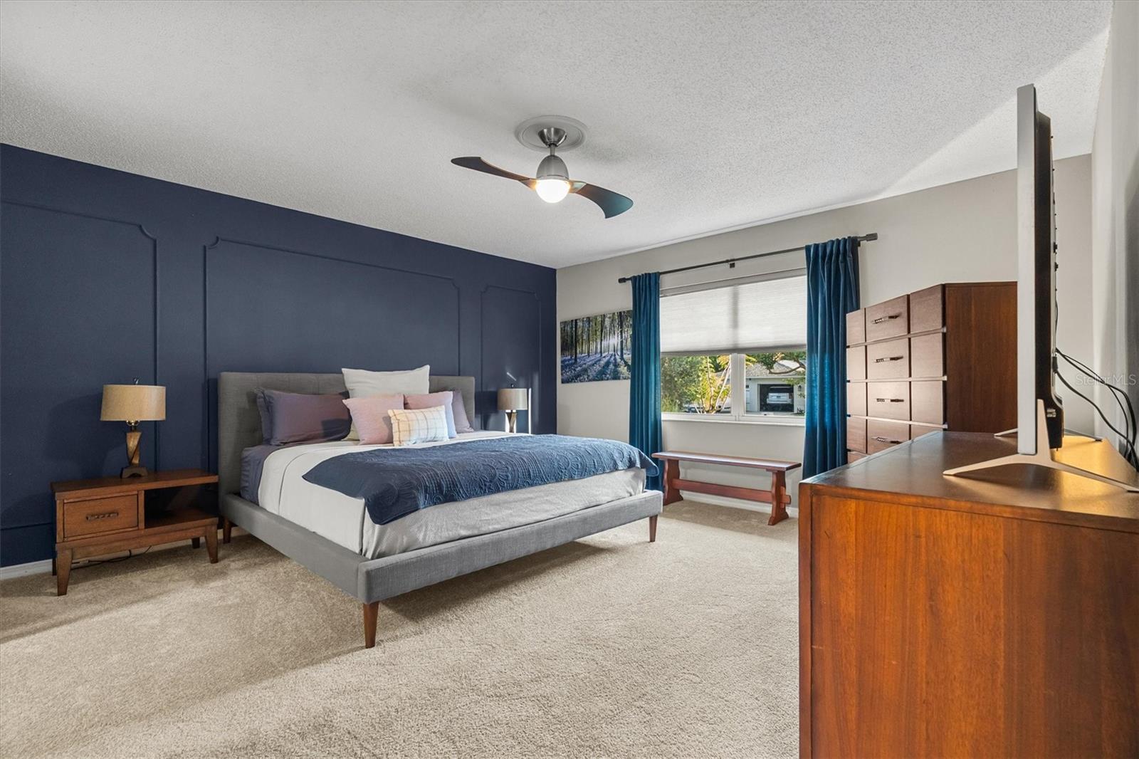 SOUTHERN OAKS - Residential