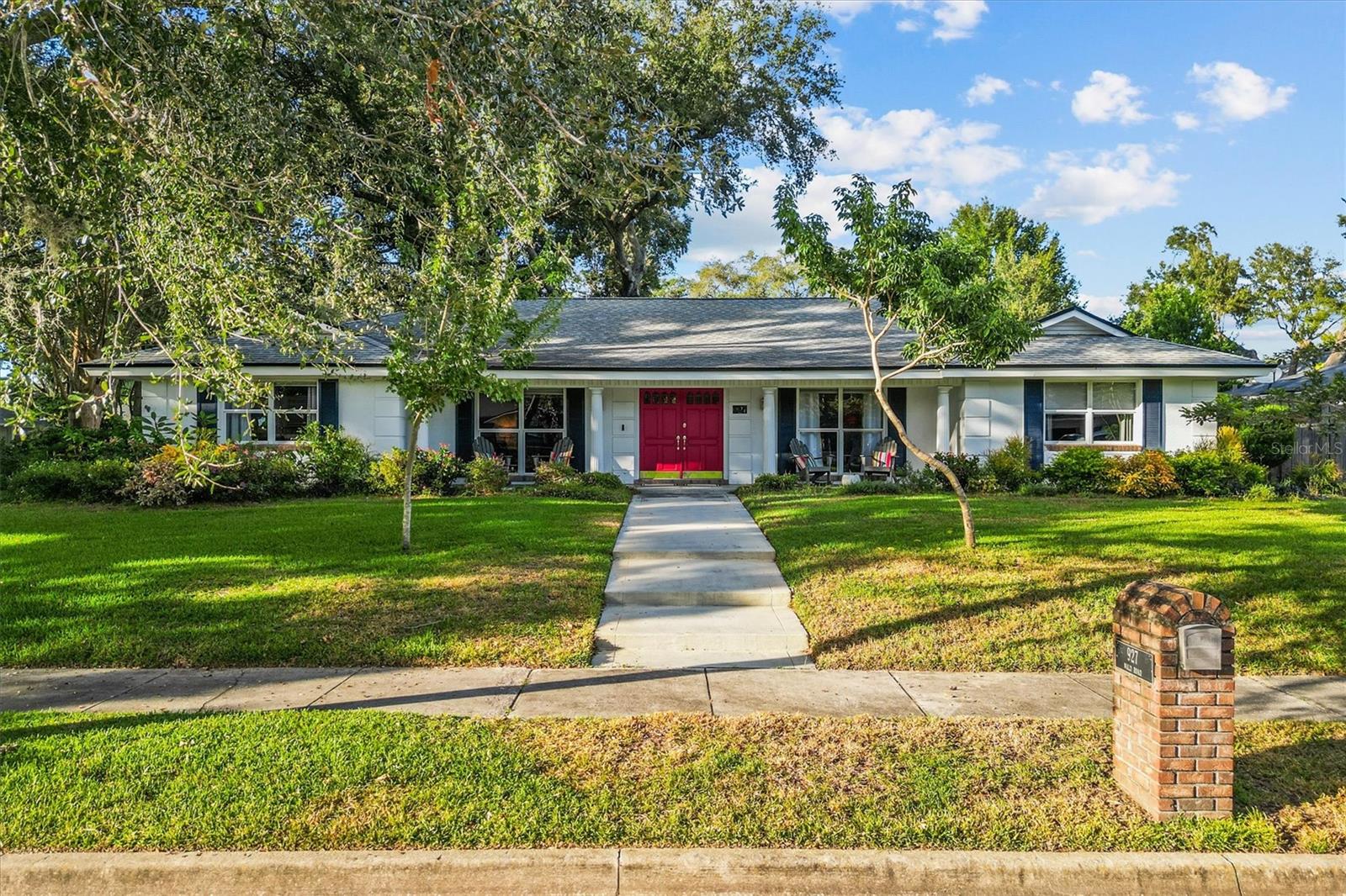 SOUTHERN OAKS - Residential