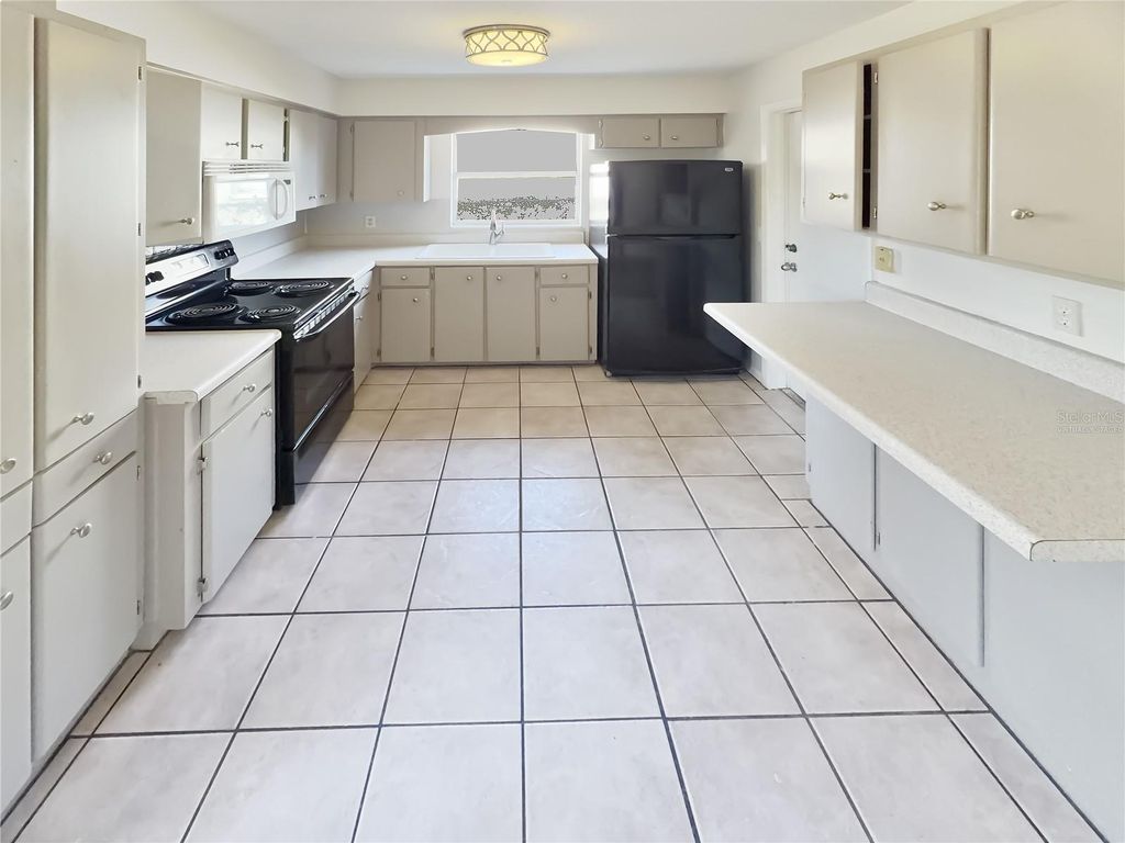 Photo of 510 Oakside Drive, Brandon, FL 33510 (MLS # O6368201)