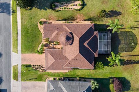 A home in LADY LAKE