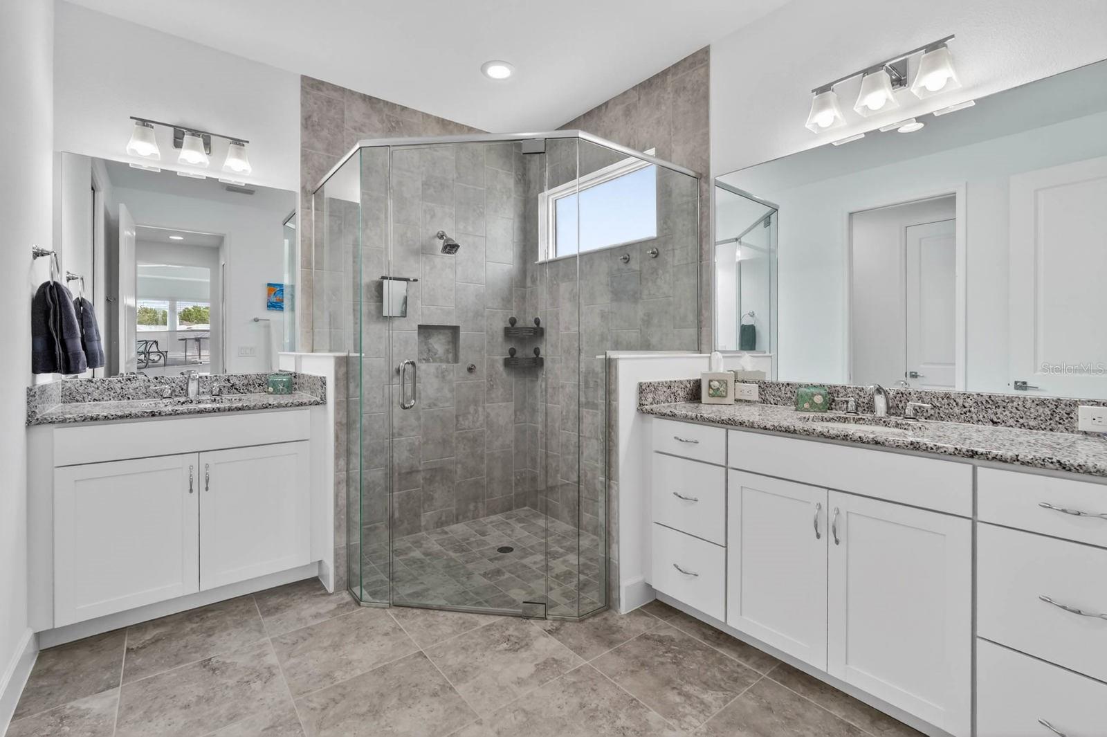 LATITUDE/DAYTONA BEACH PH 7 - Residential