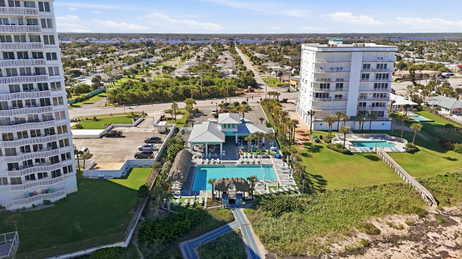 LATITUDE/DAYTONA BEACH PH 7 - Residential