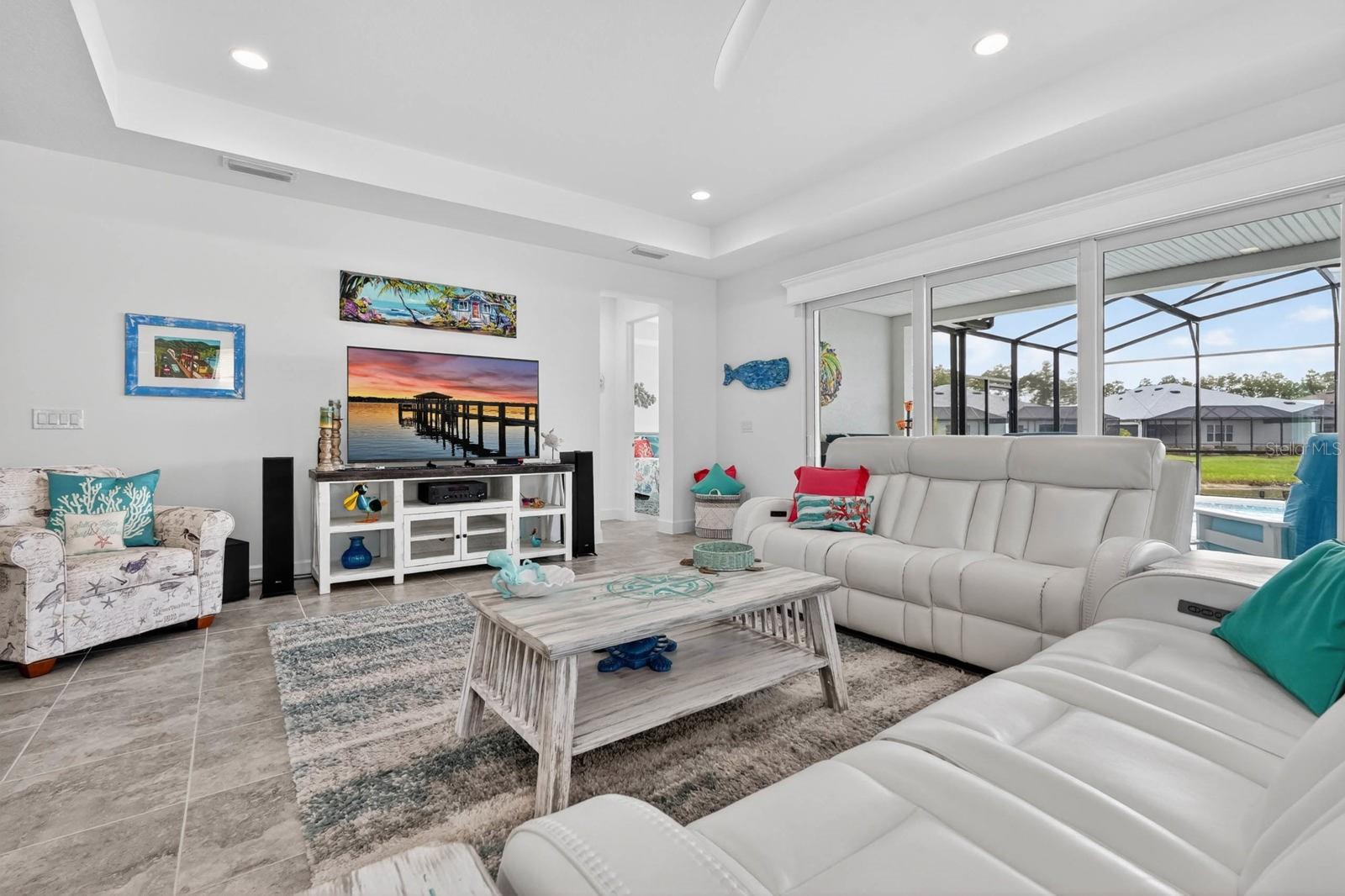LATITUDE/DAYTONA BEACH PH 7 - Residential